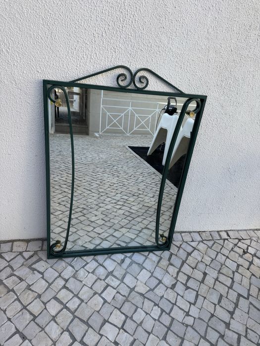 Conjunto de mesa e espelho em ferro forjado