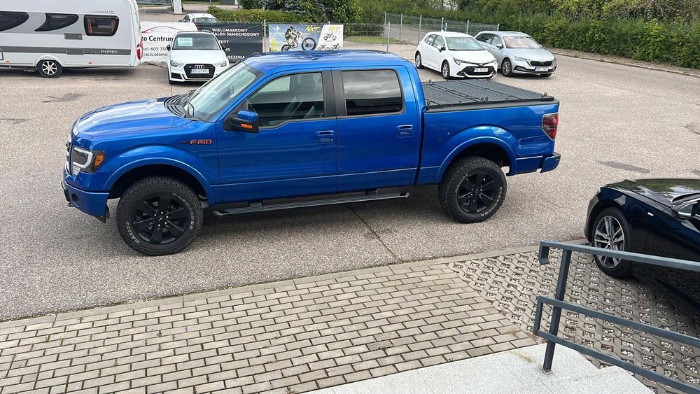 Ford F150 pickup