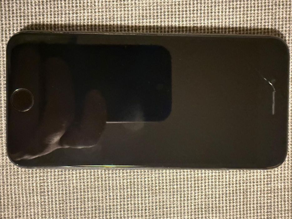 iPhone 8 64GB Cinzento Sideral – Excelente Estado (Bateria 88%)