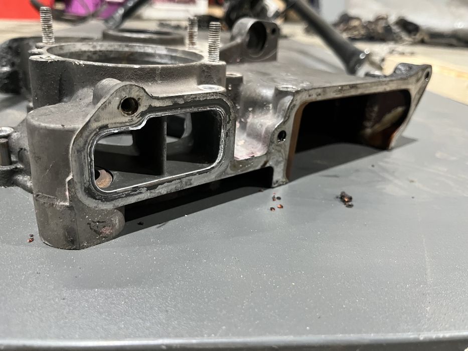 Pokrywa obudowa rozrządu BMW E46 E39 E38 M52TU M54