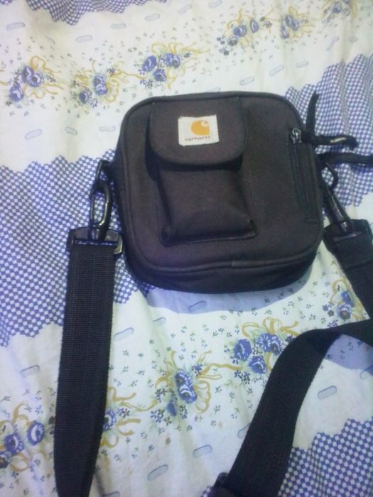 Продам сумку кархард месенджер