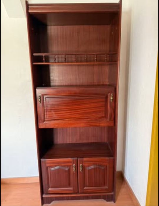 Móvel Antigo de madeira