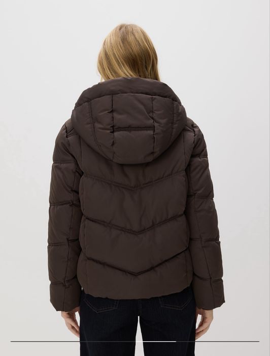 Жіноча куртка зимова Reserved  шоколадна