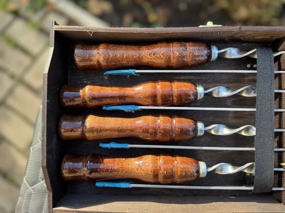 Качественный набор для шашлыка —идеальный вариант для отдыха.В наличии