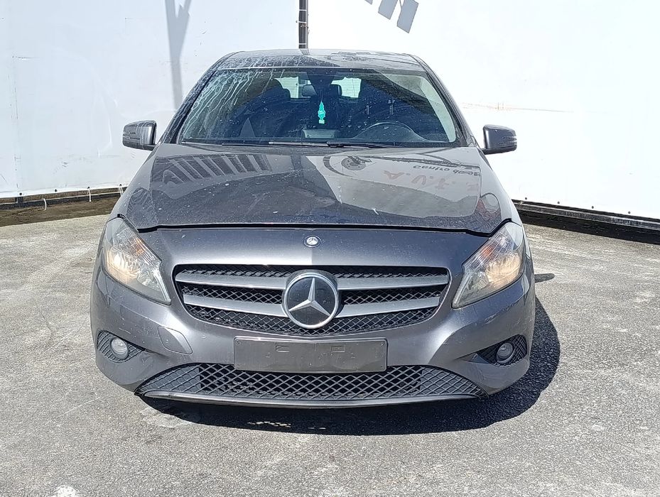Frente completa MERCEDES-BENZ Classe A (W176)