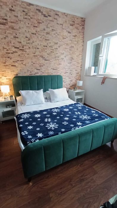 Cama de casal com colchão