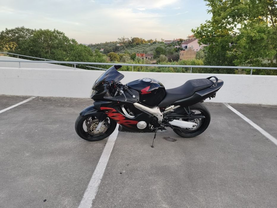 Honda cbr 600 f4