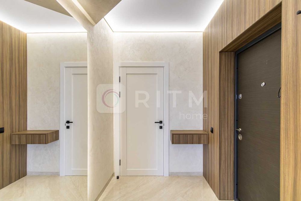Продається світла та простора 2-кімнатна квартира площею 65 м² у сучасному житловому комплексі «Сонячний».