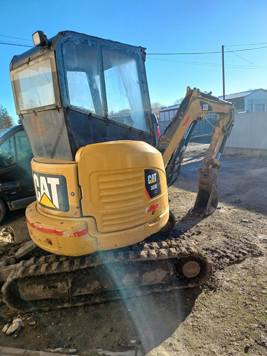 Послуги Екскаватором CAT 303E CR