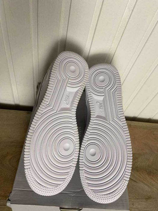 Buty używane Nike Air Force 1 Low org białe skorzane 38