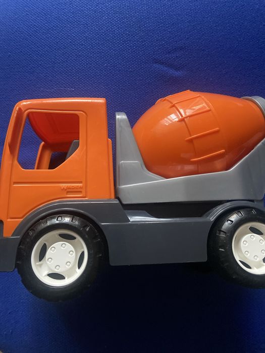 Бетонозмішувач від  Wader Toys 1+ Польща