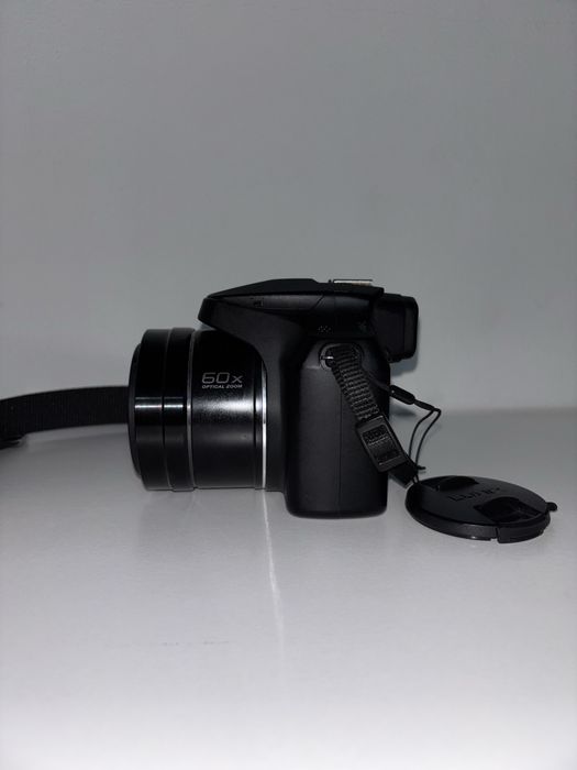 Panasonic Lumix fz82