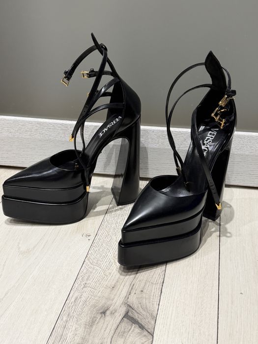 Туфли versace ace mango alo yoga zara