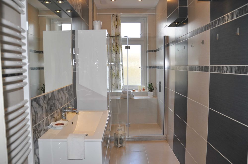 KOŁOBRZEG CENTRUM pokój 2, 3, 4 os /morze 15 min/ PKP i PKS 10 min.