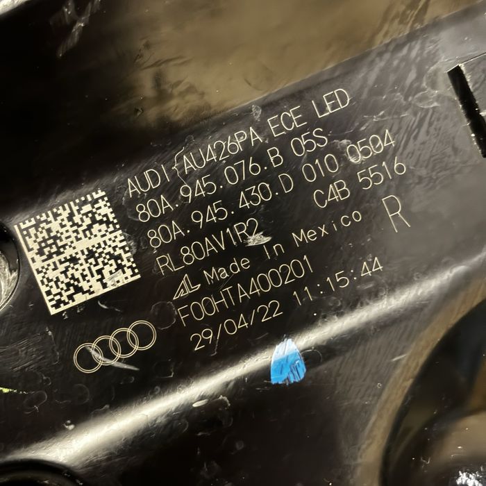 Європа задні ліхтарі Audi q5 80A rest 2020+ matrix задние фонари жовті