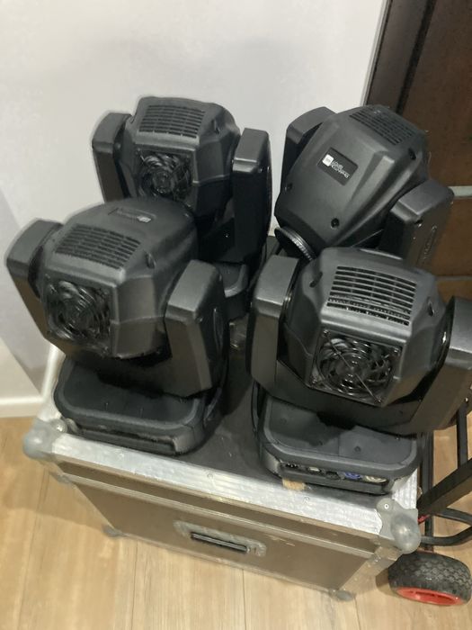 Showtec Phantom 65 Spot 4szt. + case