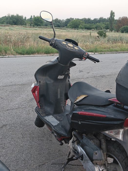 Скутер 139 qmb 80 сс на ходу