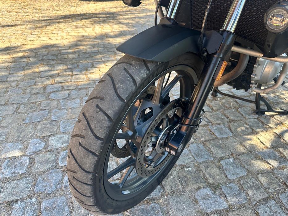 Bmw gs F750.