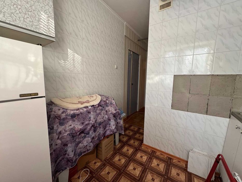 Продаж однокімнатної квартири проспект Космонавтів