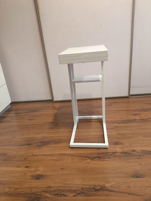Stolik boczny ,pomocniczy z półką ,biały.