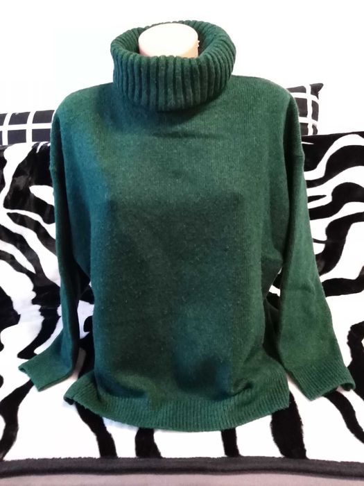 Zadbany Golf " H&M " roz. XS/S