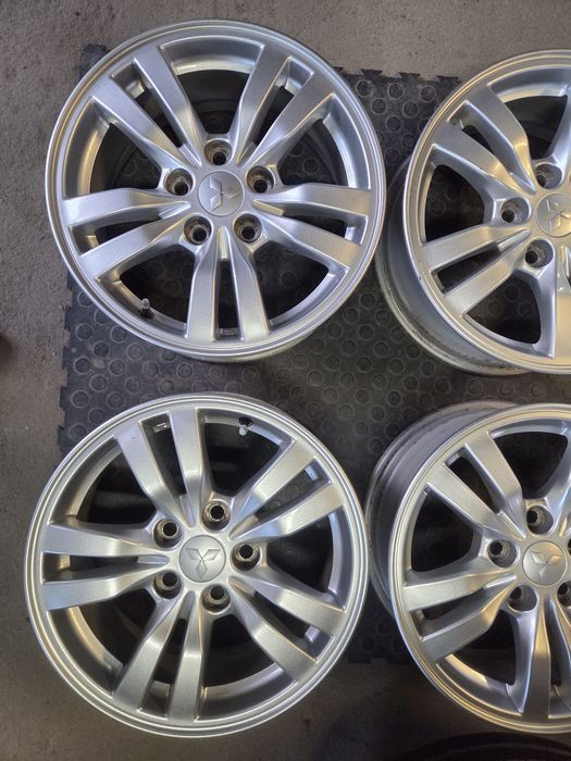 Felgi Aluminiowe 5x114,3 6,5Jx16 ET38 Mitsubishi Citroen Peugeot