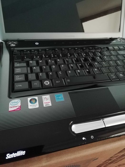 Toshiba Satellite A300 Computer64740620847874124