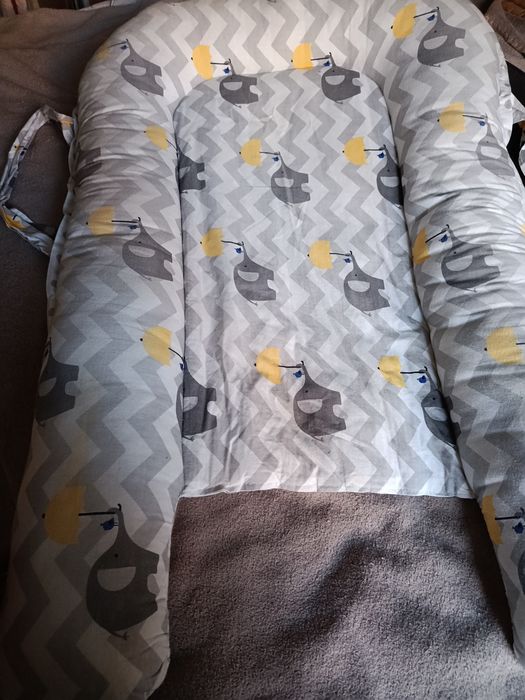 Коляска 2 в 1  Б.у 4 мес без следов использования