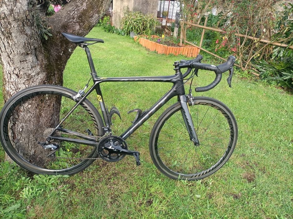 Scott addict 10 carbono