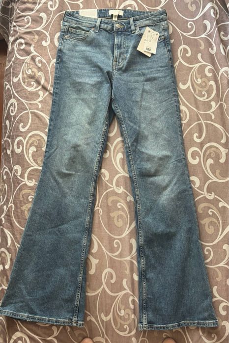 Джинсы H&M Flare High Waist, размер EUR 38 (M), клеш, высокая посадка