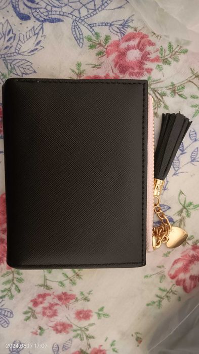 Carteiras novas femininas