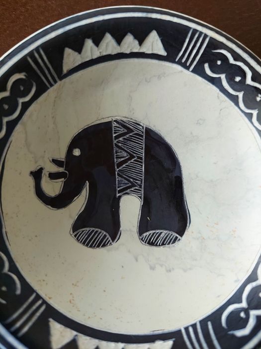 Steatyt - Kenia -Rękodzieło -Spodeczek- Graffiti- Słoń