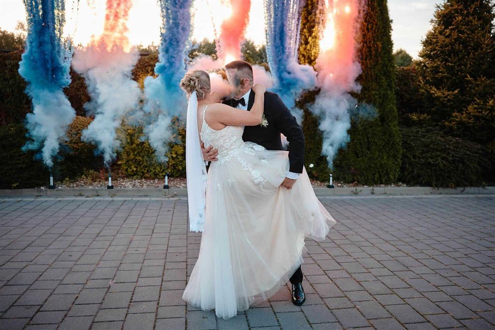 Ciężki Dym Pierwszy Taniec w chmurach Fontanny iskier na wesele Wa-wa