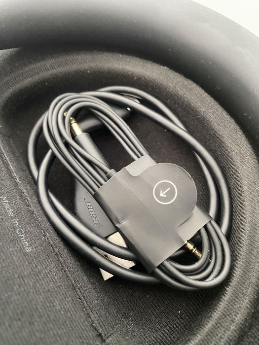 Bose Noise Canceling Headphones 700