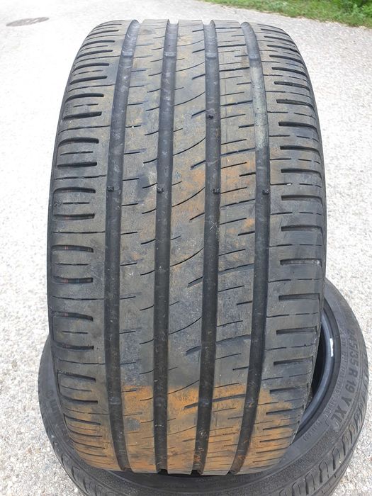 Pneus 245 35 r19