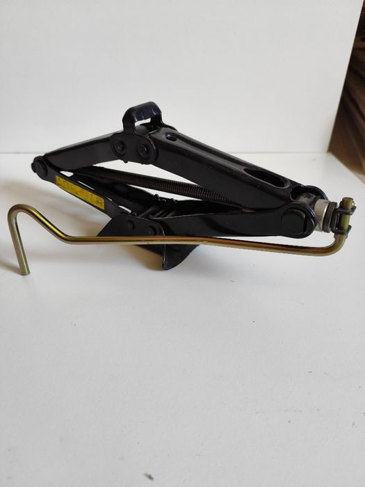 Podnośnik do Renault Scenic