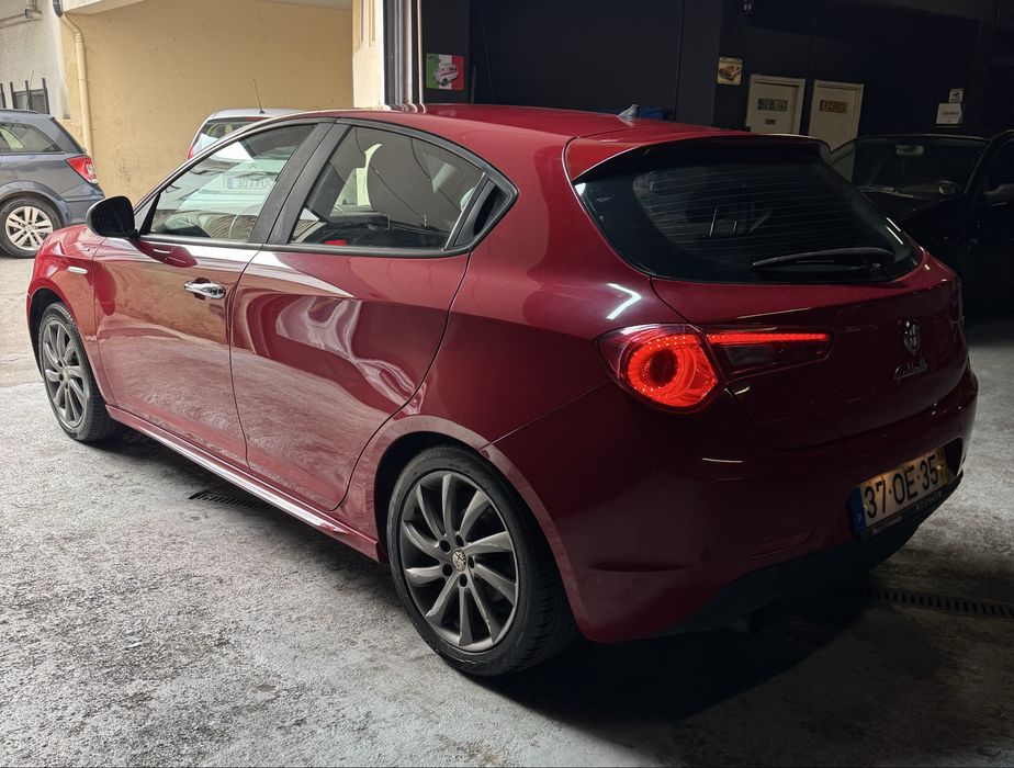 Alfa Romeo Giulietta Veloce  Jtdm - 190 Milkm - Nacional
