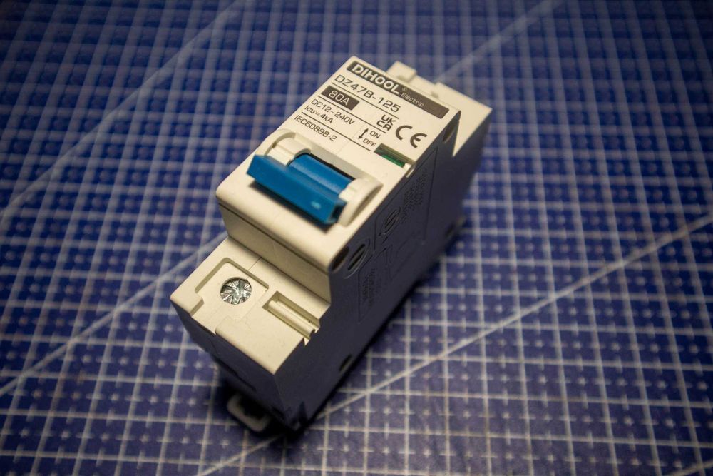 Автоматичний вимикач постійного струму до 240V, 80A