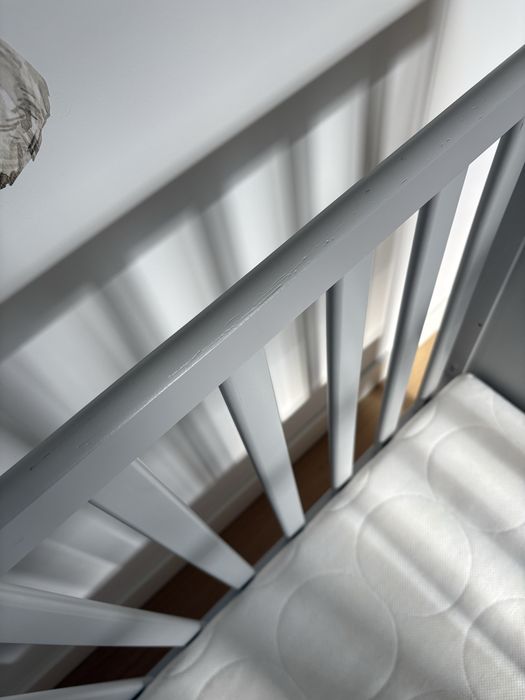 Łóżeczko Ikea Sundvik szare