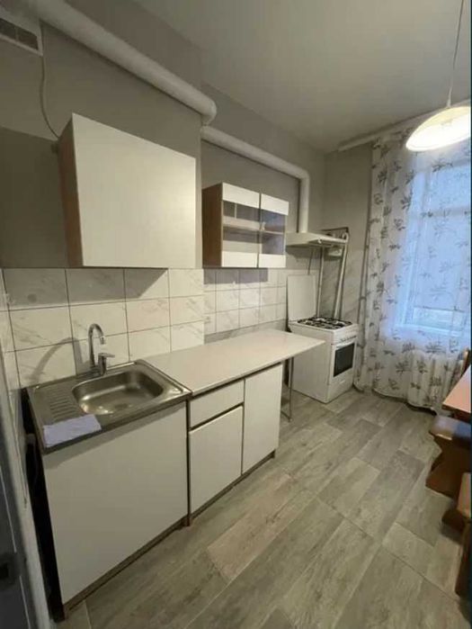 2 кім 53 м2 з РЕМОНТОМ в ЦЕГЛІ район КАЛИНОВА (718815)