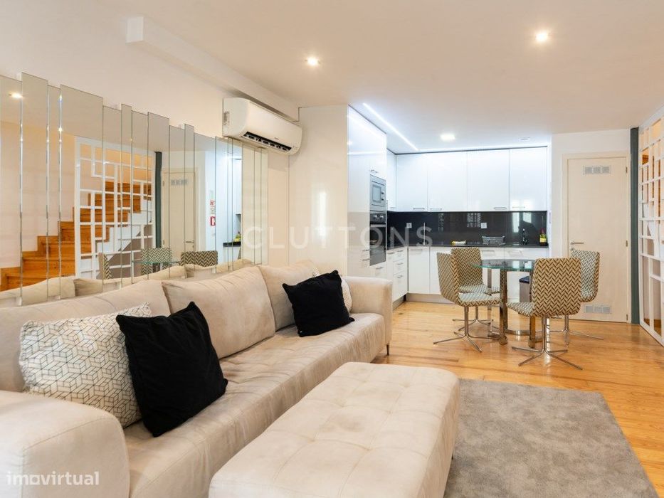 Arrendamento Duplex T2 totalmente mobilado - Centro de Cascais