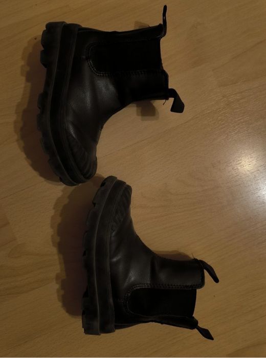 Buty dla dziewczynki wiosna/jesień rozmiar 26