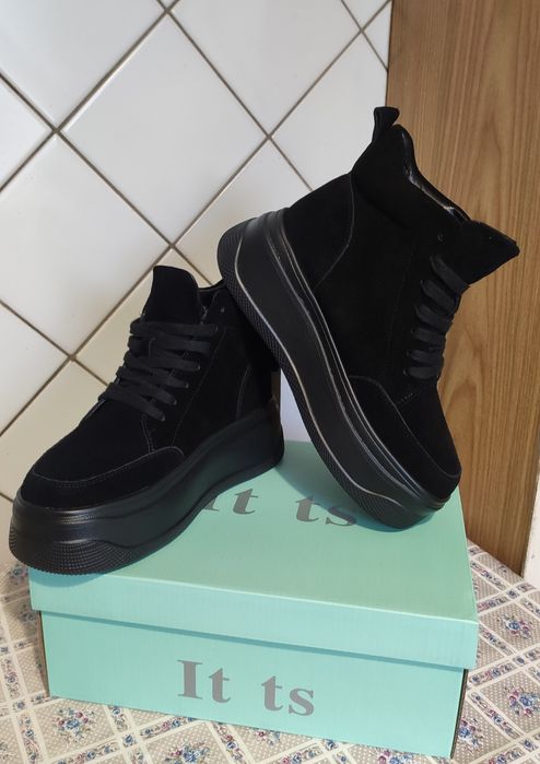 РАСПРОДАЖА Ботинки Сапоги на Платформе Натуральная Замша.