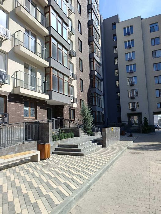 Продам однокімнатну квартиру біля моря