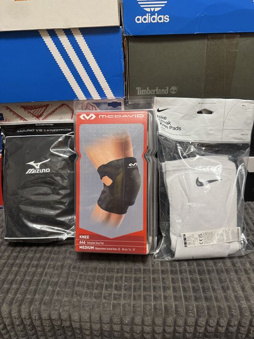 Волейбольні наколінники Mizuno Nike Adidas Erima mcdavid