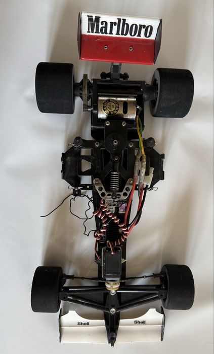 Tamiya 1/10 RC F1 Mclaren - Ayrton Senna