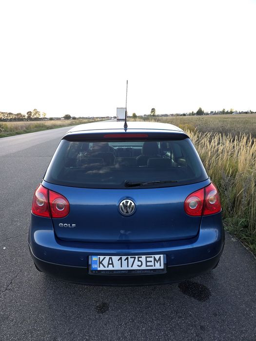 Volkswagen Golf 5 1.4 MPI