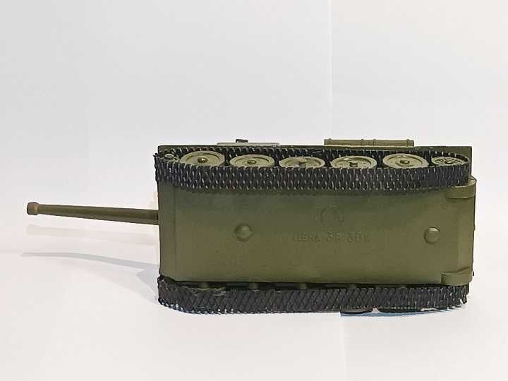 Самохідна гармата СУ-85.