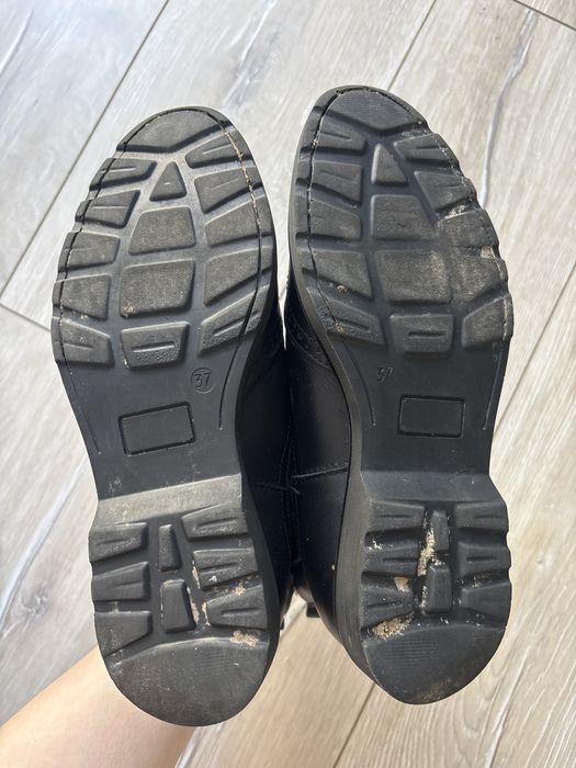 Черевики демісезонні 37 р