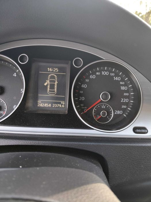 Volkswagen Passat 2012 2.0 l disel